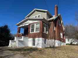 featured image of 1424 Buena Vista Blvd Se