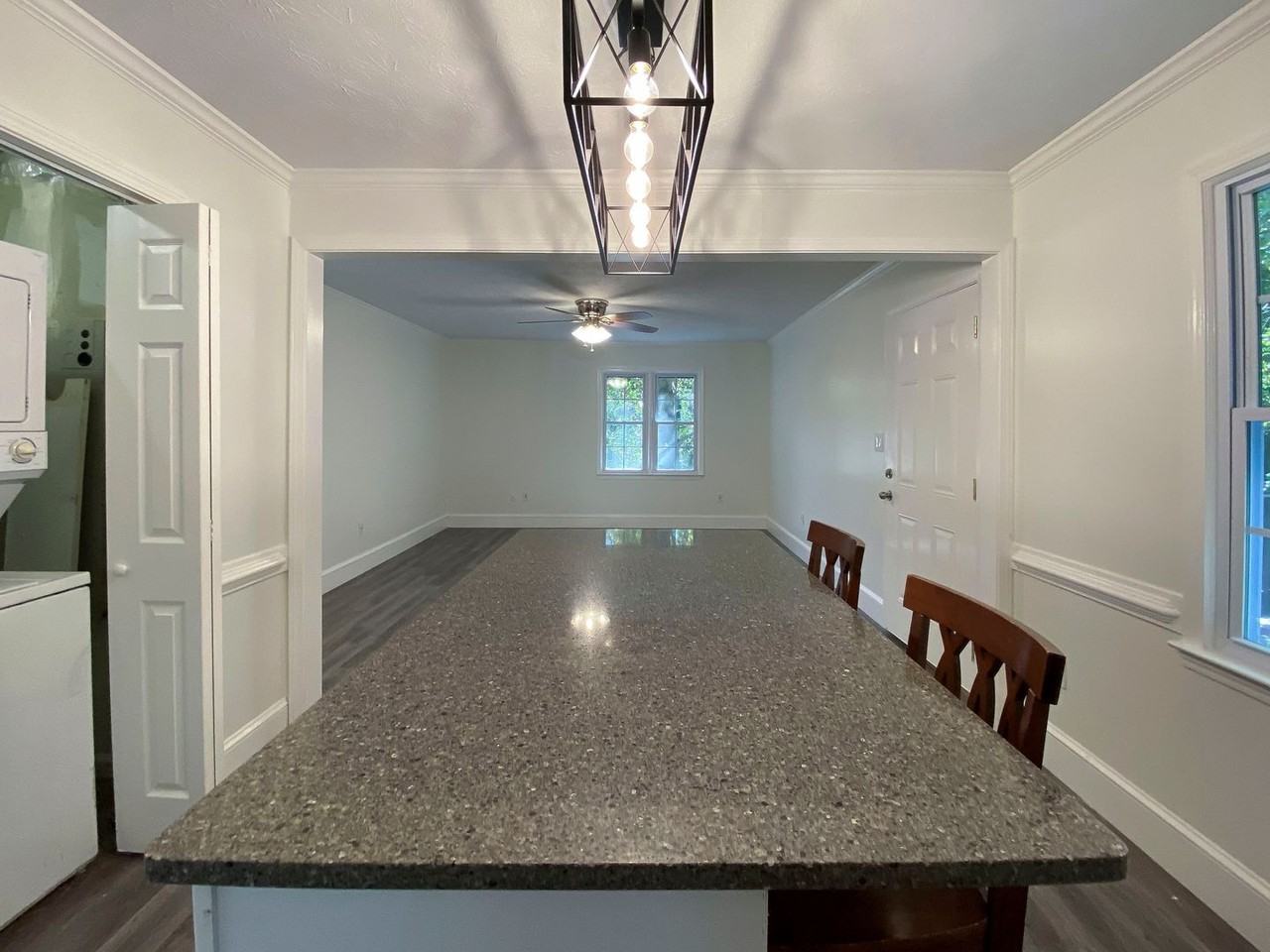 205 Parkridge Dr - Photo 6 of 18