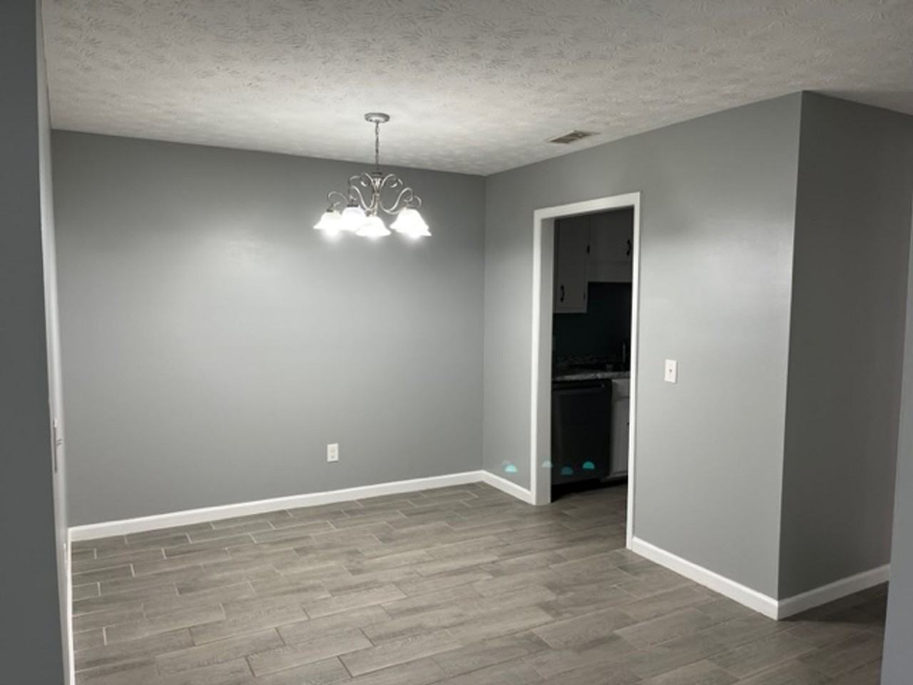 109 Oak Park Ct - Photo 4 of 7