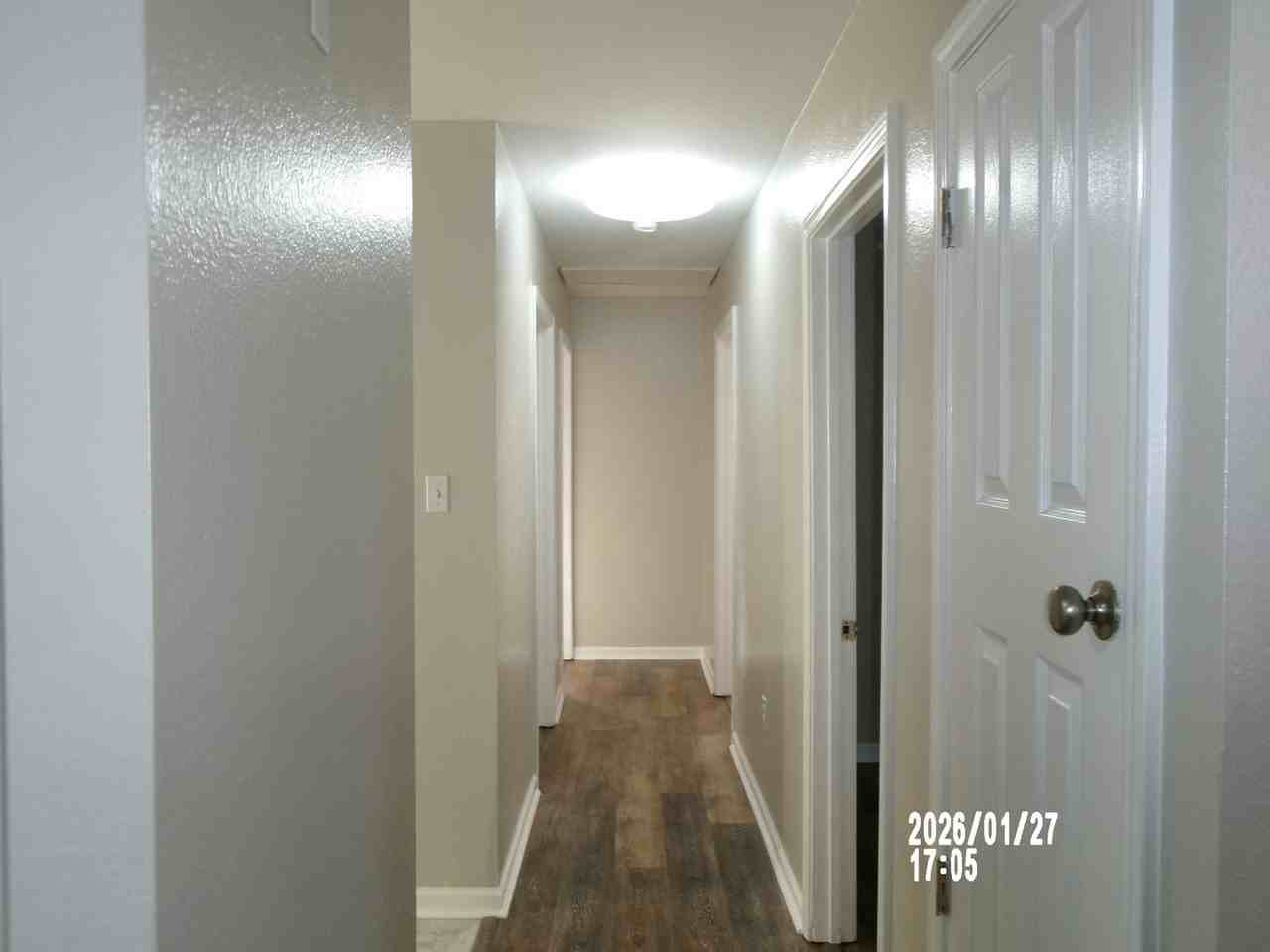211 Holley St - Photo 2 of 12