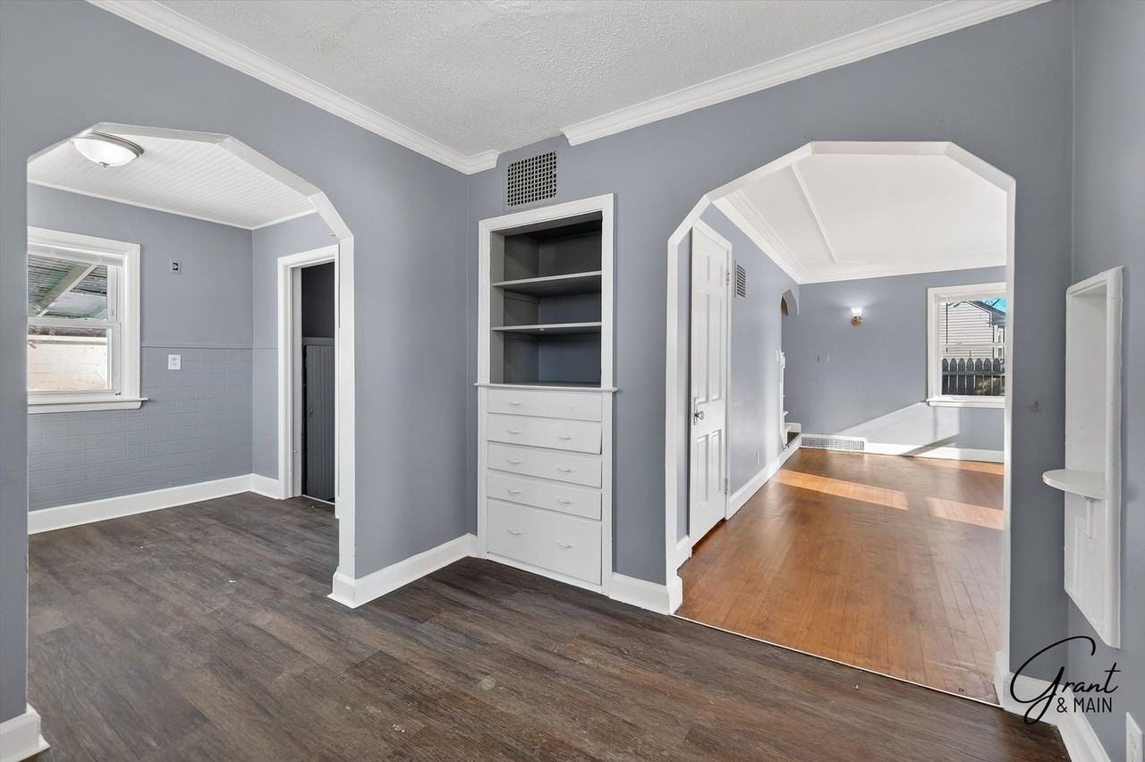 9710 Courville St - Photo 6 of 21