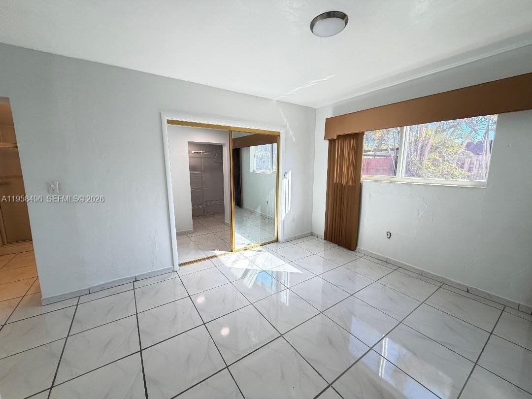 7865 Sw 33rd Ter - Photo 7 of 13