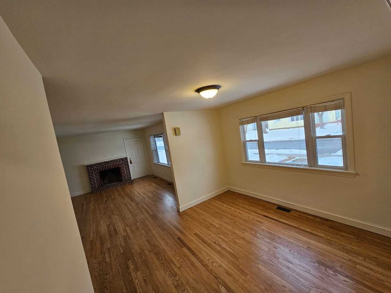 616 N Washington St - Photo 5 of 20