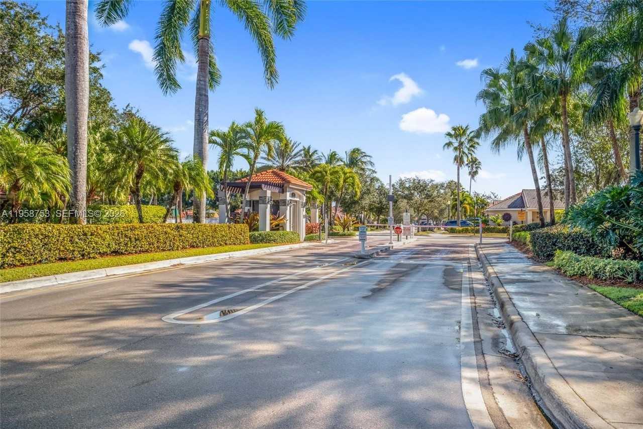 1231 Sorrento Dr #1231 - Photo 2 of 27