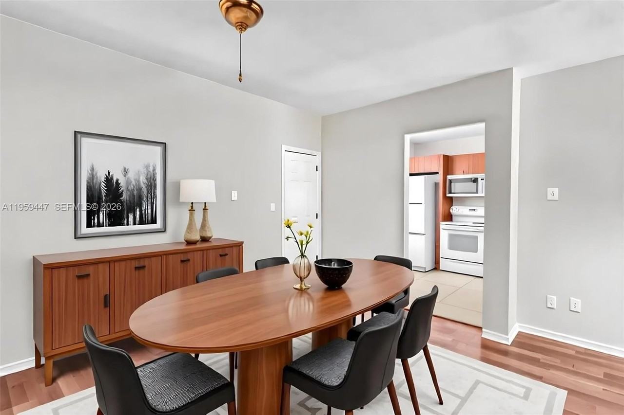 1300 Nw 43rd Ter #201 - Photo 6 of 30