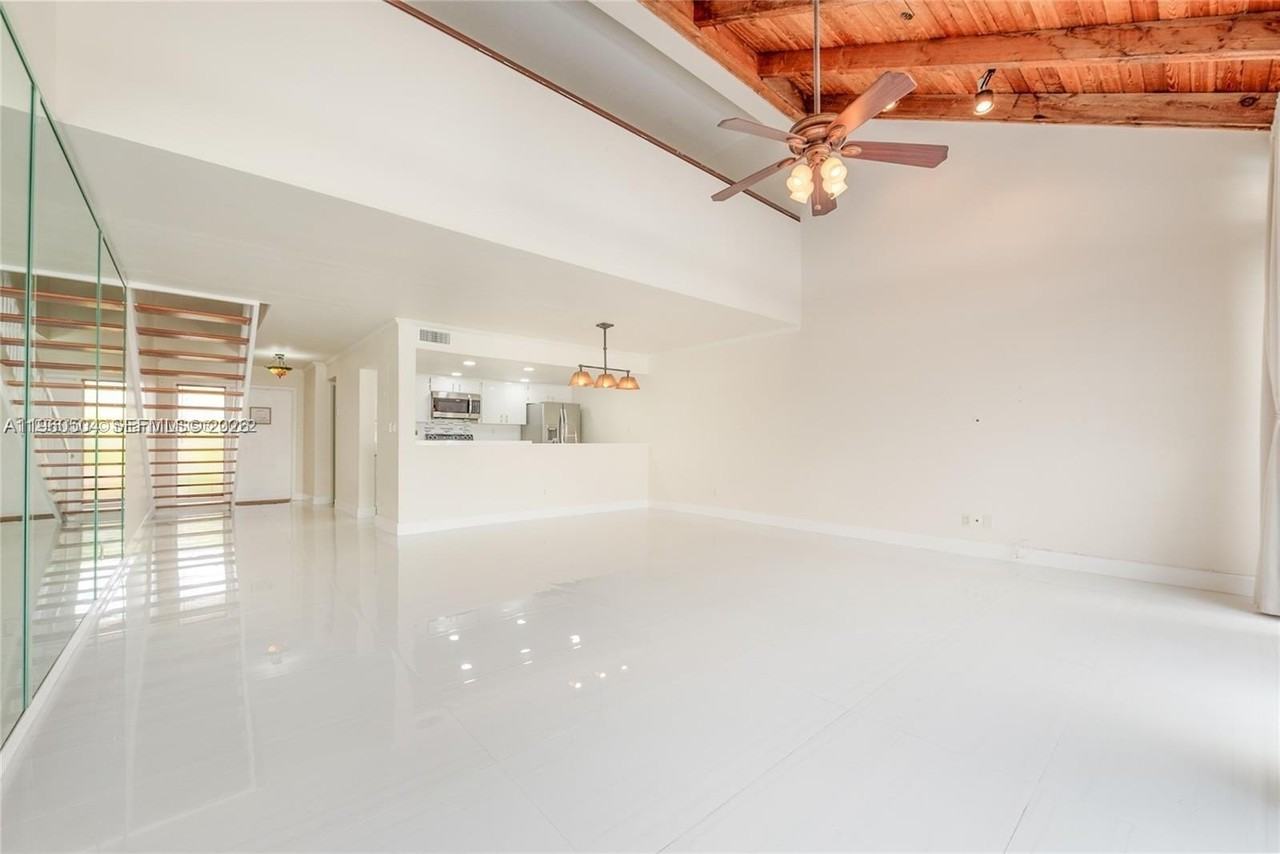 13167 Sw 11th Lane Cir #13167 - Photo 3 of 12