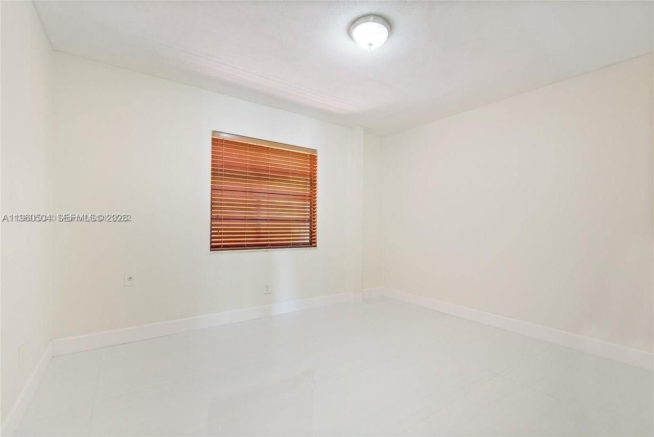 13167 Sw 11th Lane Cir #13167 - Photo 6 of 12