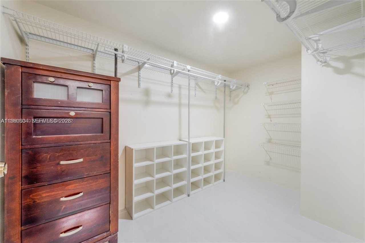 13167 Sw 11th Lane Cir #13167 - Photo 7 of 12