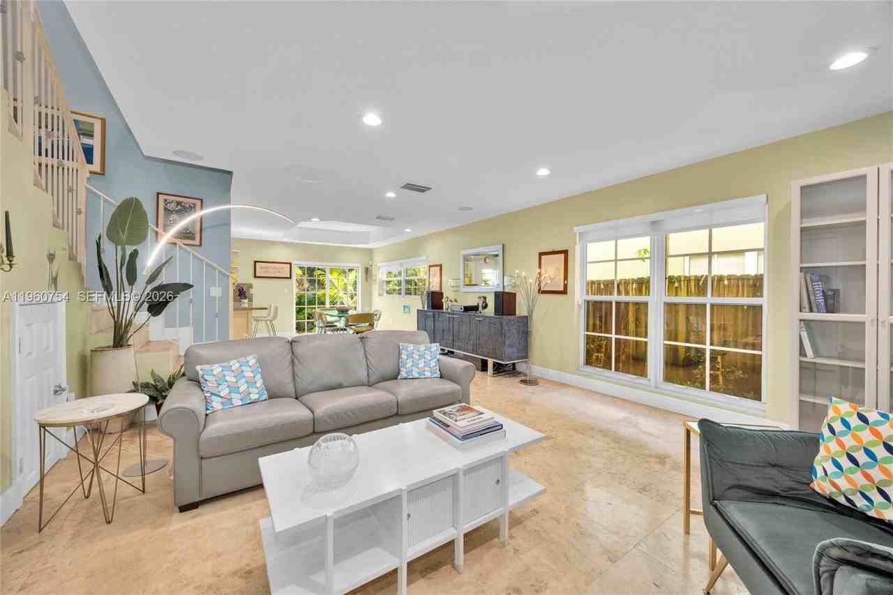 3233 Gifford Ln #3233 - Photo 7 of 18