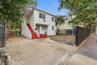 3265 Franklin Ave - Photo 1 of 1