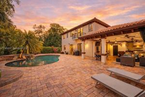 featured image of 5621 Sw 68th Ct