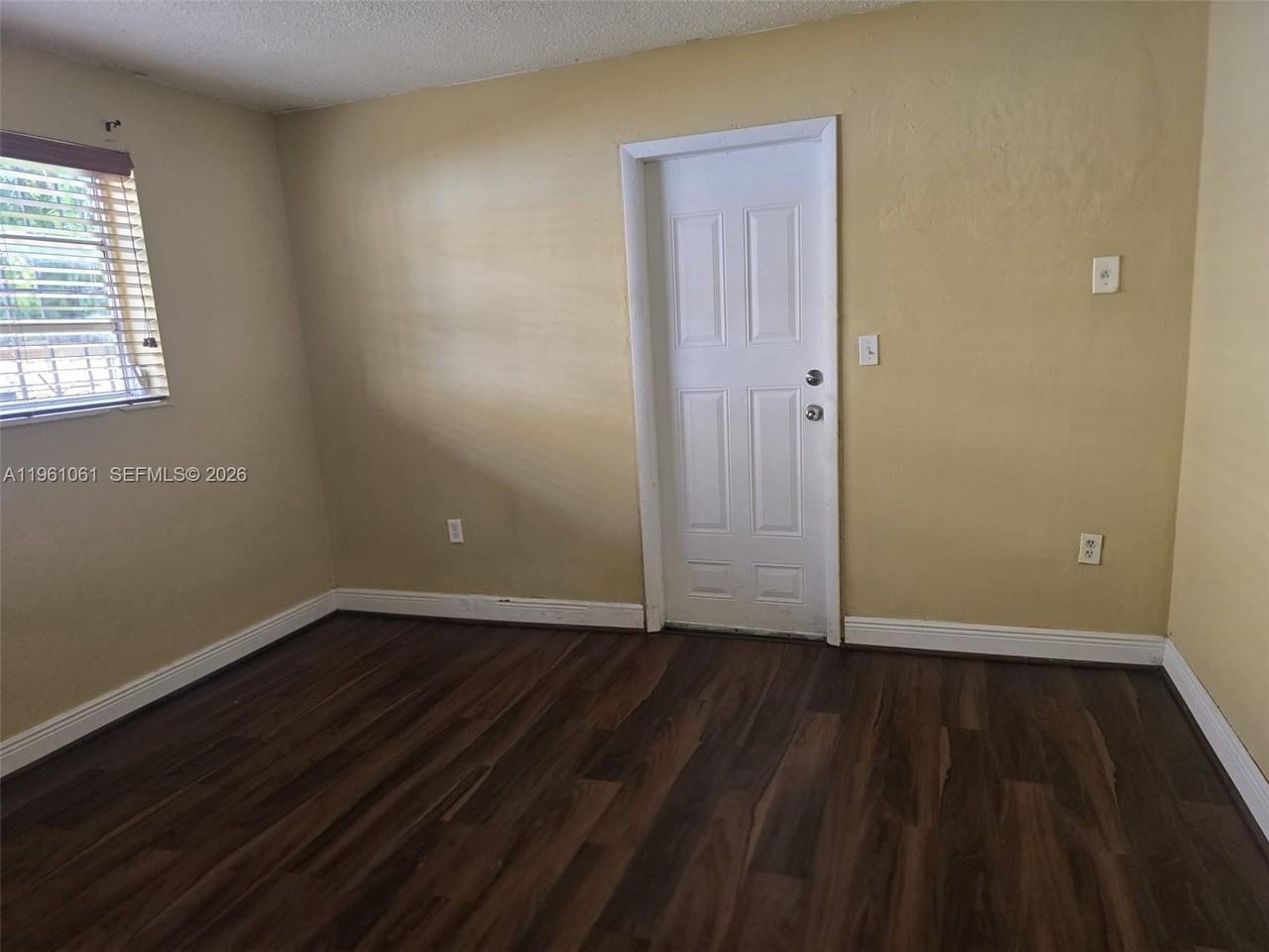 2835 Nw 22nd Ave #3 - Photo 7 of 12