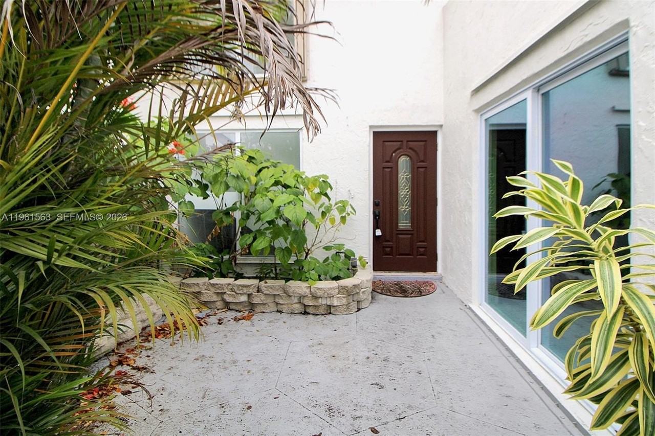 10921 Sw 70th Ter #10921 - Photo 7 of 31