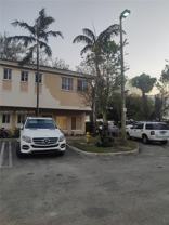 3928 Sw 52nd Ave #F6 - Photo 1 of 1