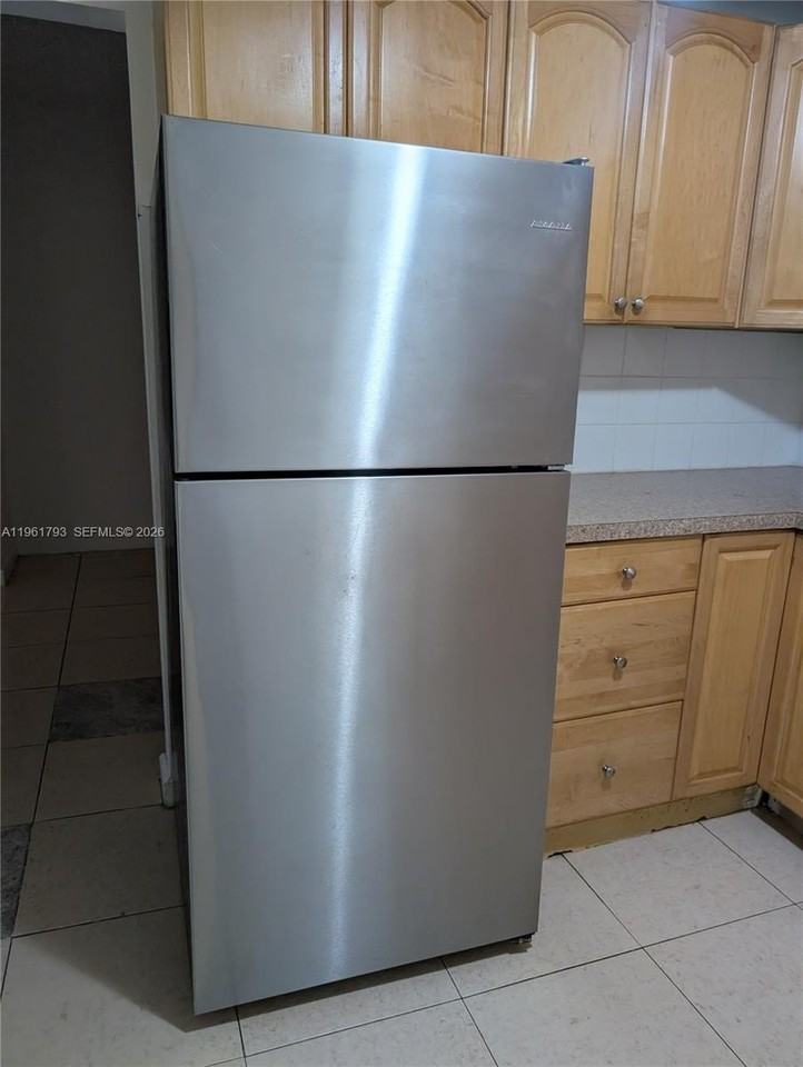 11930 Ne 19th Dr #26 - Photo 2 of 13