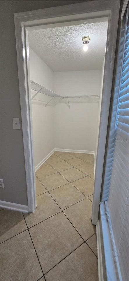 9414 Dearmont Ave - Photo 6 of 16