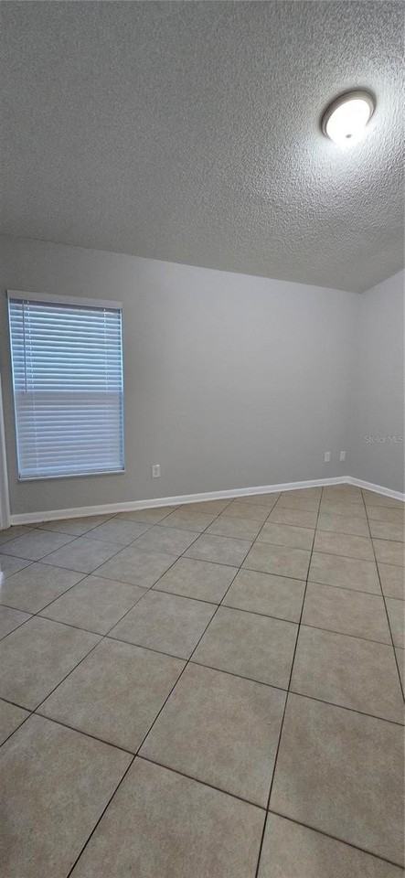 9414 Dearmont Ave - Photo 7 of 16