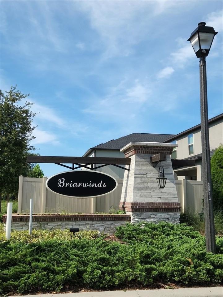 25195 Lambrusco Loop - Photo 3 of 36