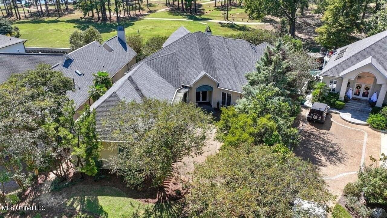 109 Overlook Pointe Cir