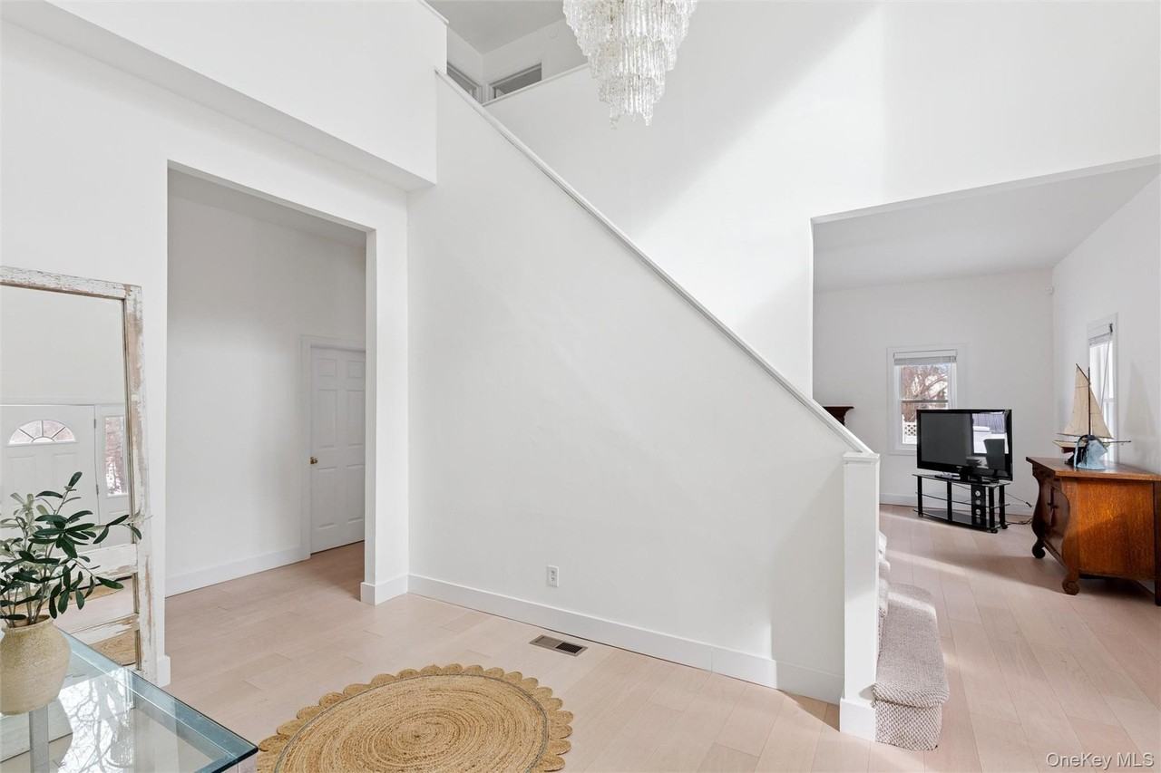 34 Starboard Rd - Photo 7 of 29