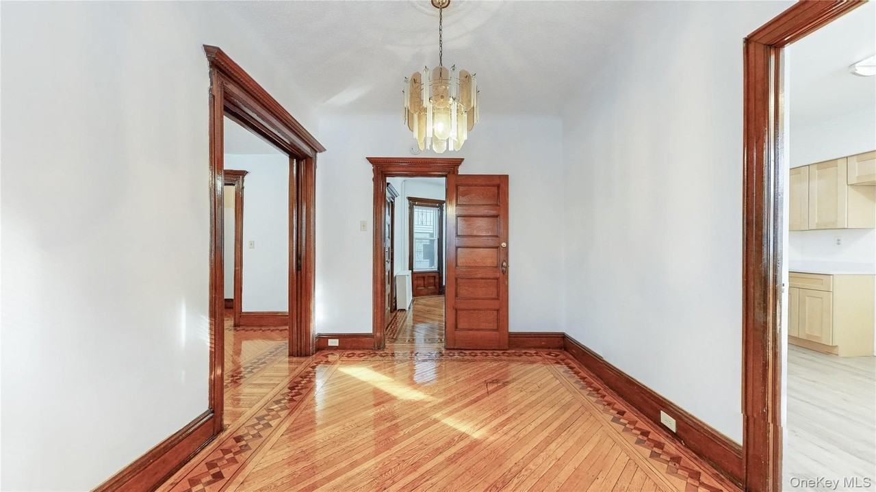 2500 Newkirk Ave - Photo 5 of 18