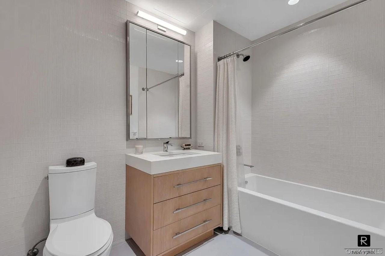 212 W 95th St Apt 6a #6A - Photo 6 of 12