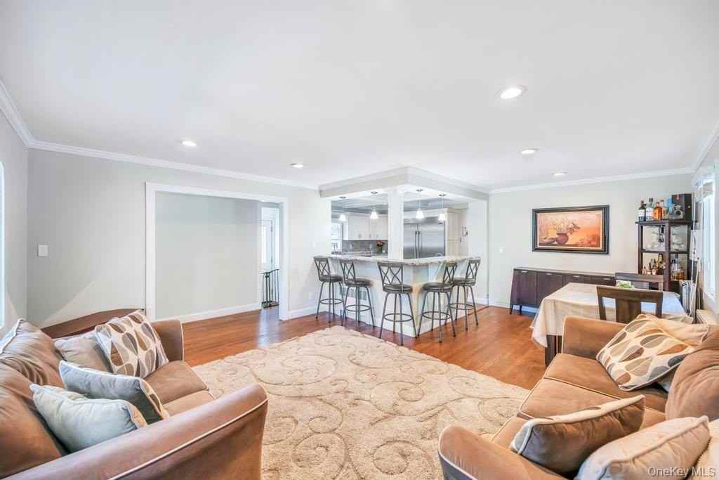 2327 Cleveland St - Photo 3 of 37