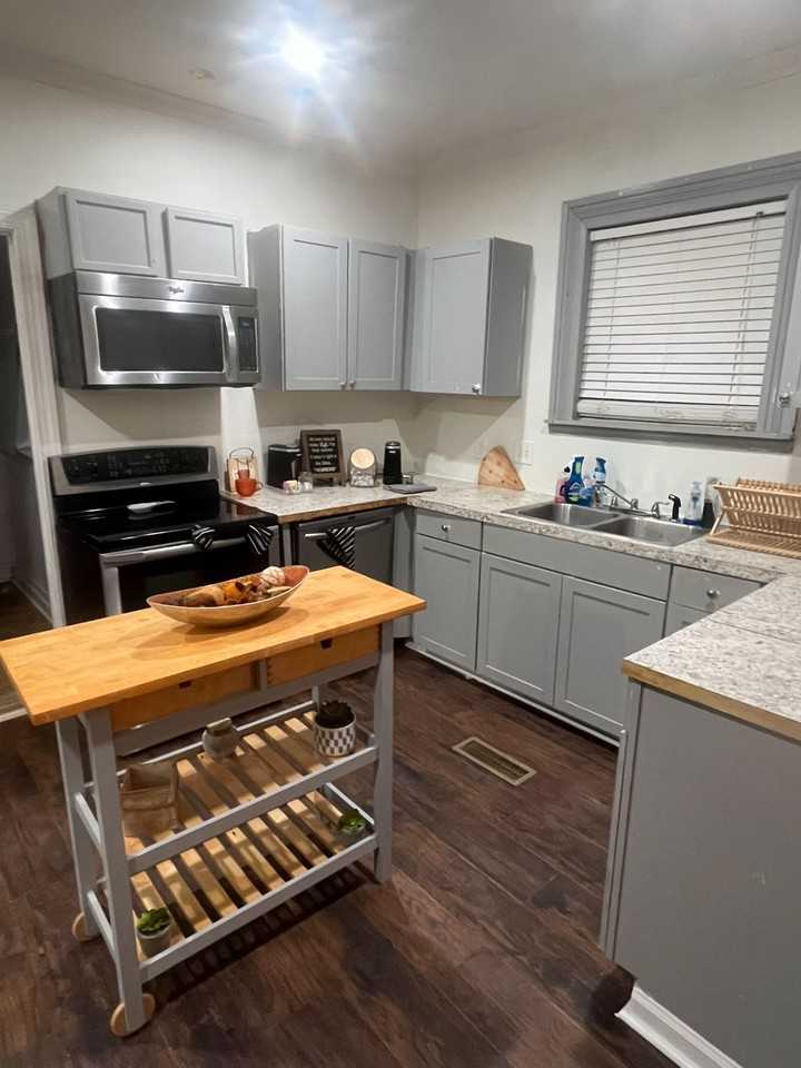 Walnut St - Photo 3 of 5