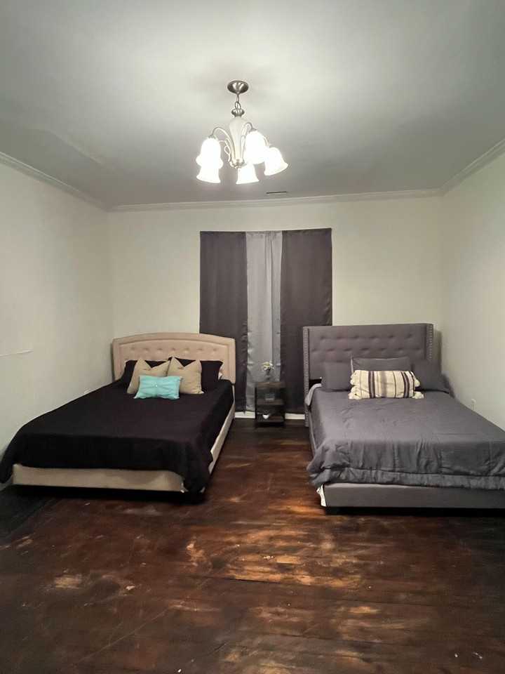 Walnut St - Photo 4 of 5