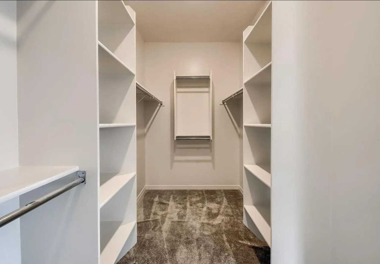 E Markwood Dr - Photo 5 of 16