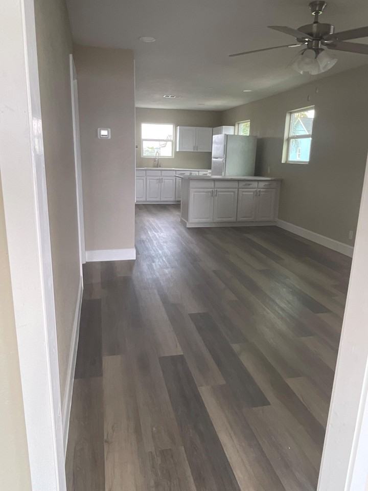 Delesandri Dr - Photo 5 of 10