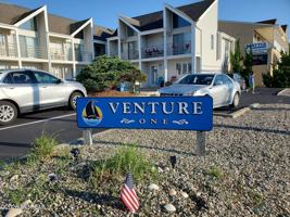 featured image of 1704 Grand Central Ave Apt 1 #1