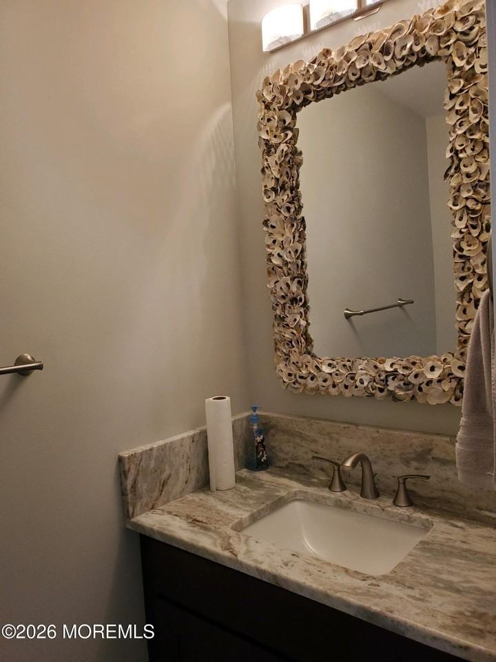 1704 Grand Central Ave Apt 1 #1 - Photo 6 of 12