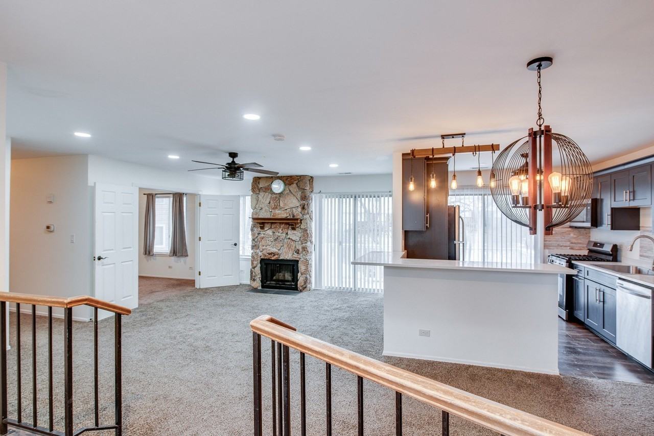 340 Springlake Ln Apt D #D - Photo 2 of 15