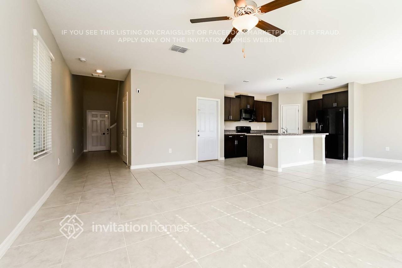 7255 King Creek Dr - Photo 5 of 18