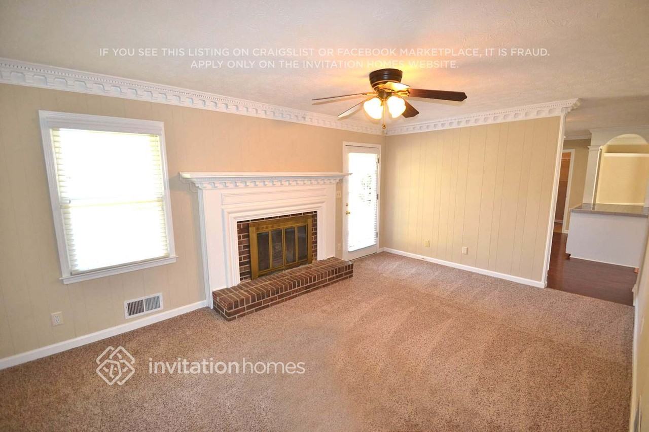 5177 Manitu Ct Sw - Photo 2 of 16