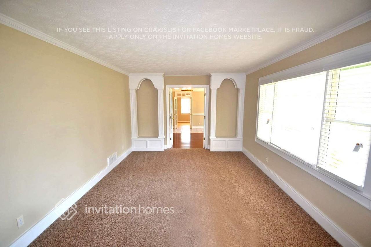 5177 Manitu Ct Sw - Photo 3 of 16