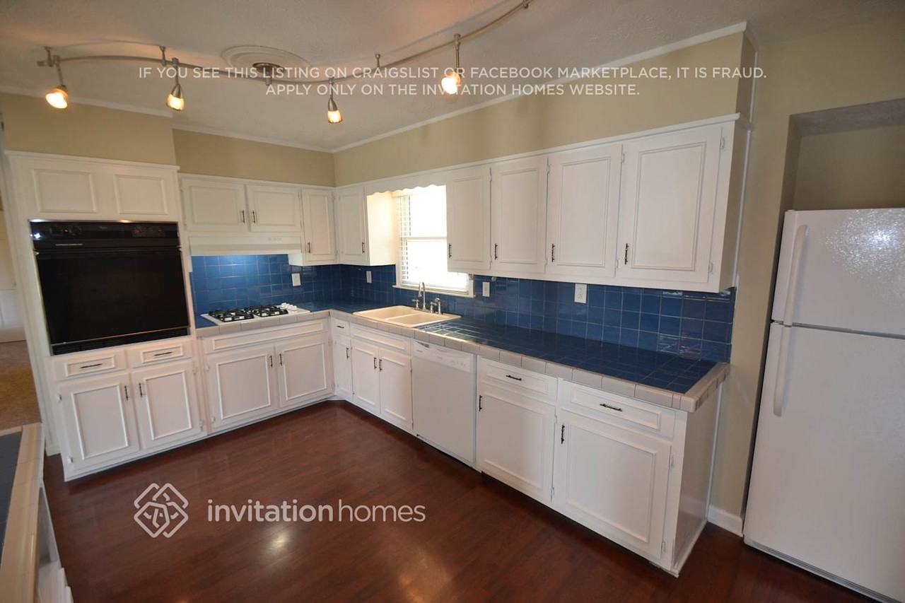 5177 Manitu Ct Sw - Photo 4 of 16