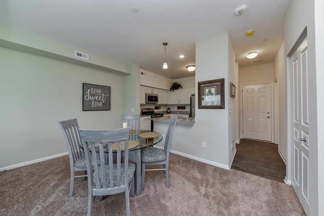 1064 Kilbery Ln - Photo 6 of 21