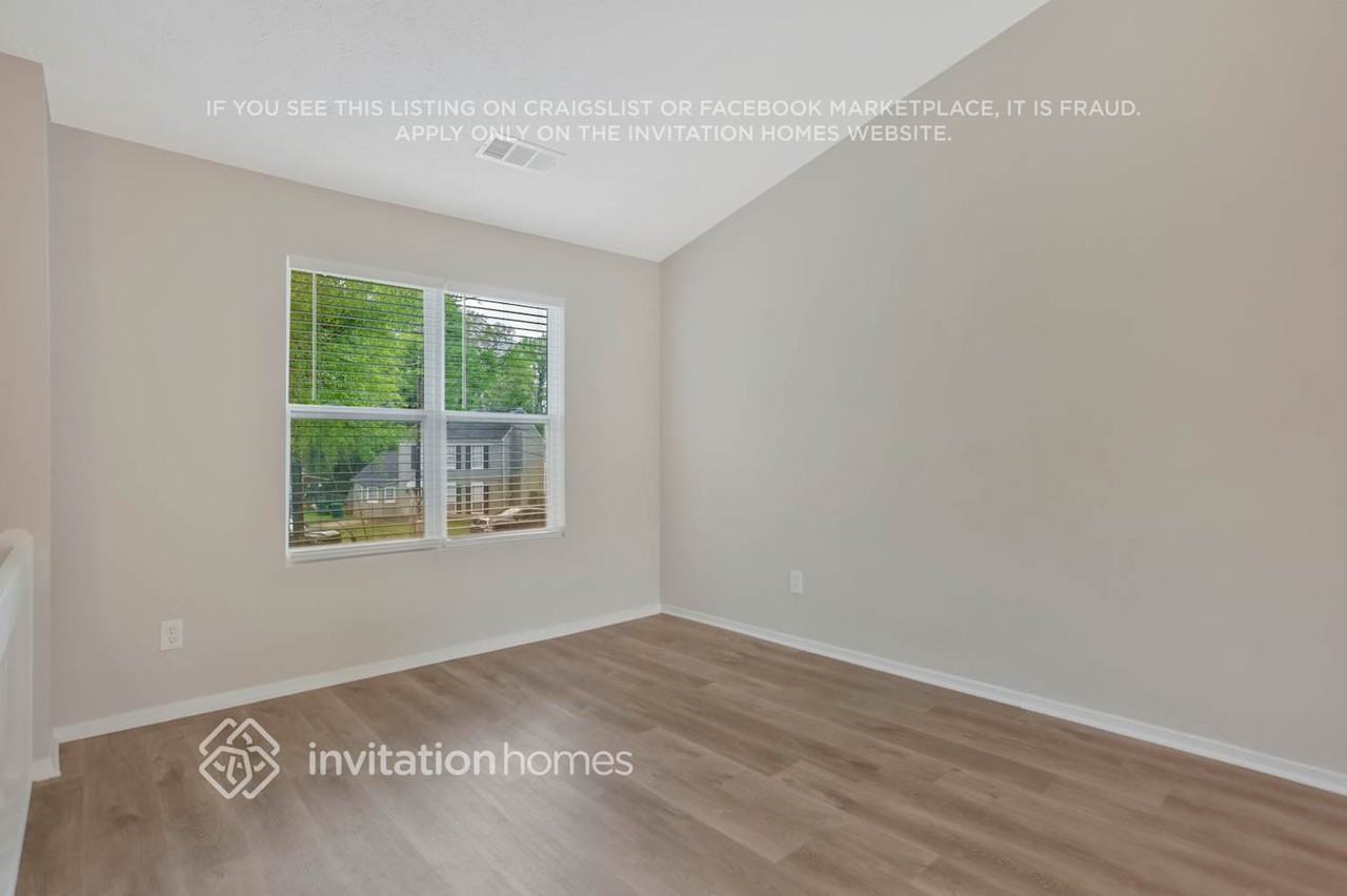 4546 Wellspring Way - Photo 4 of 22