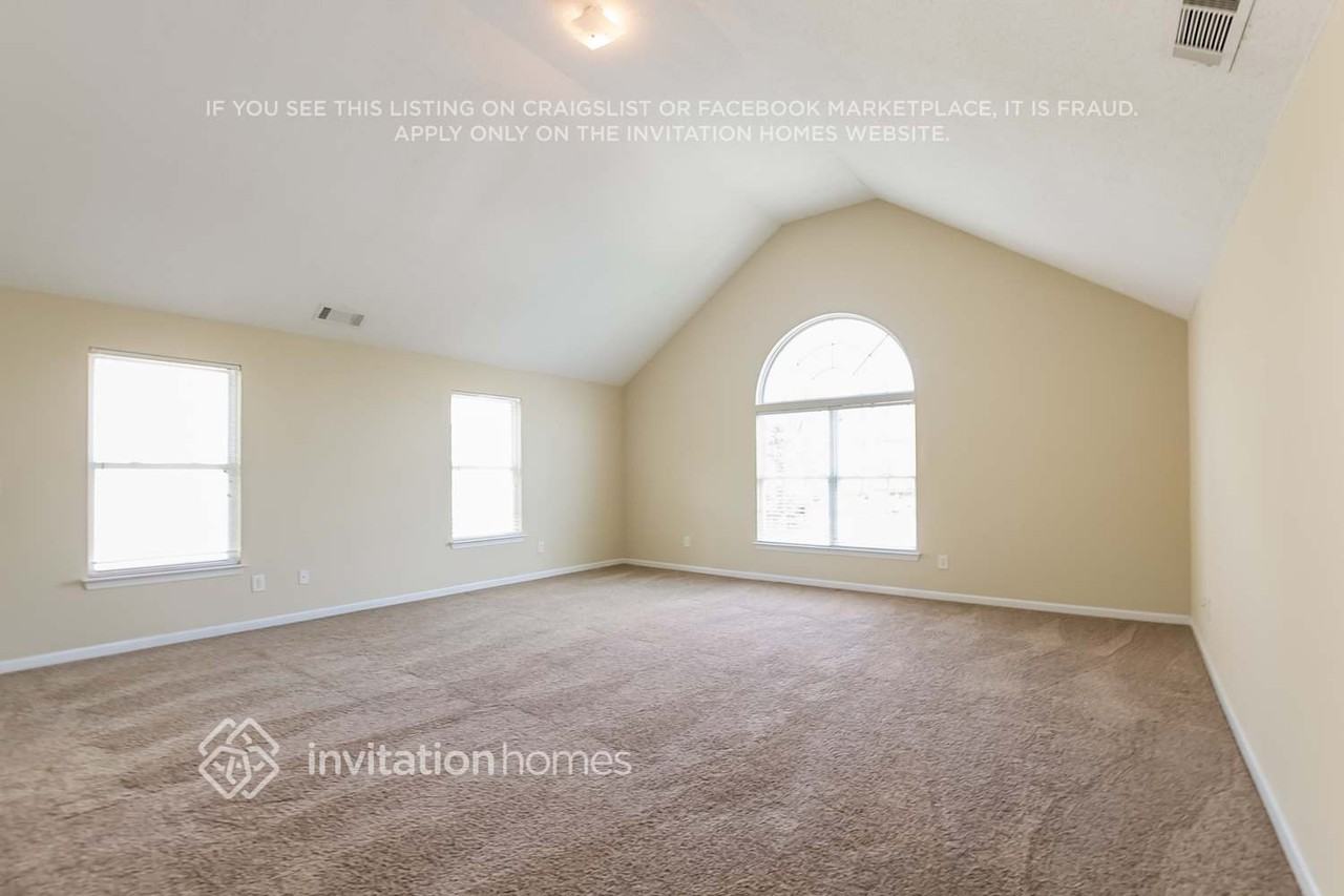 3204 Timber Rdg - Photo 4 of 13