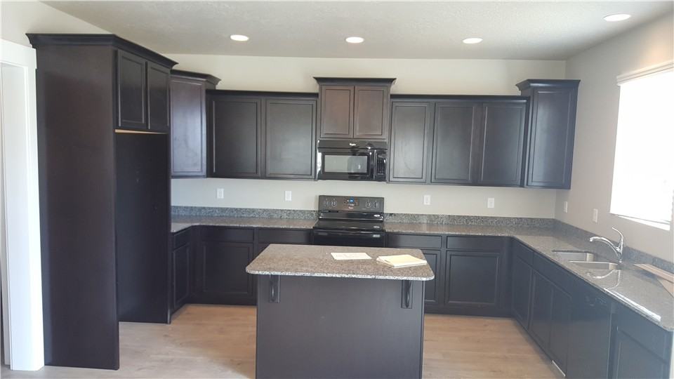 7784 N Rider Dr - Photo 2 of 18