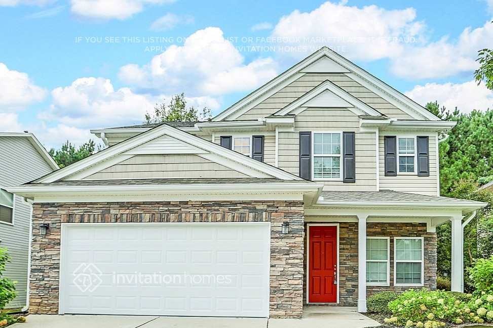 2771 Groovers Lake Pt