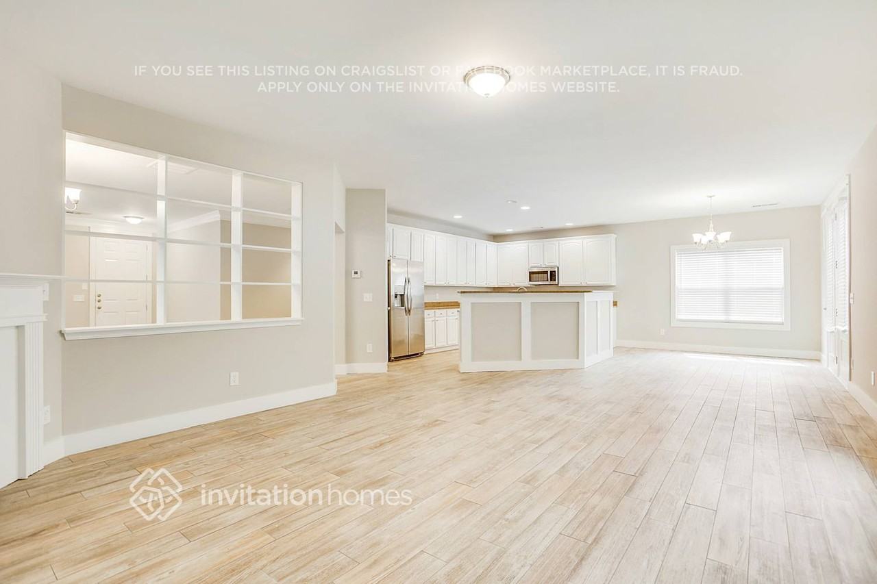 2771 Groovers Lake Pt - Photo 4 of 15