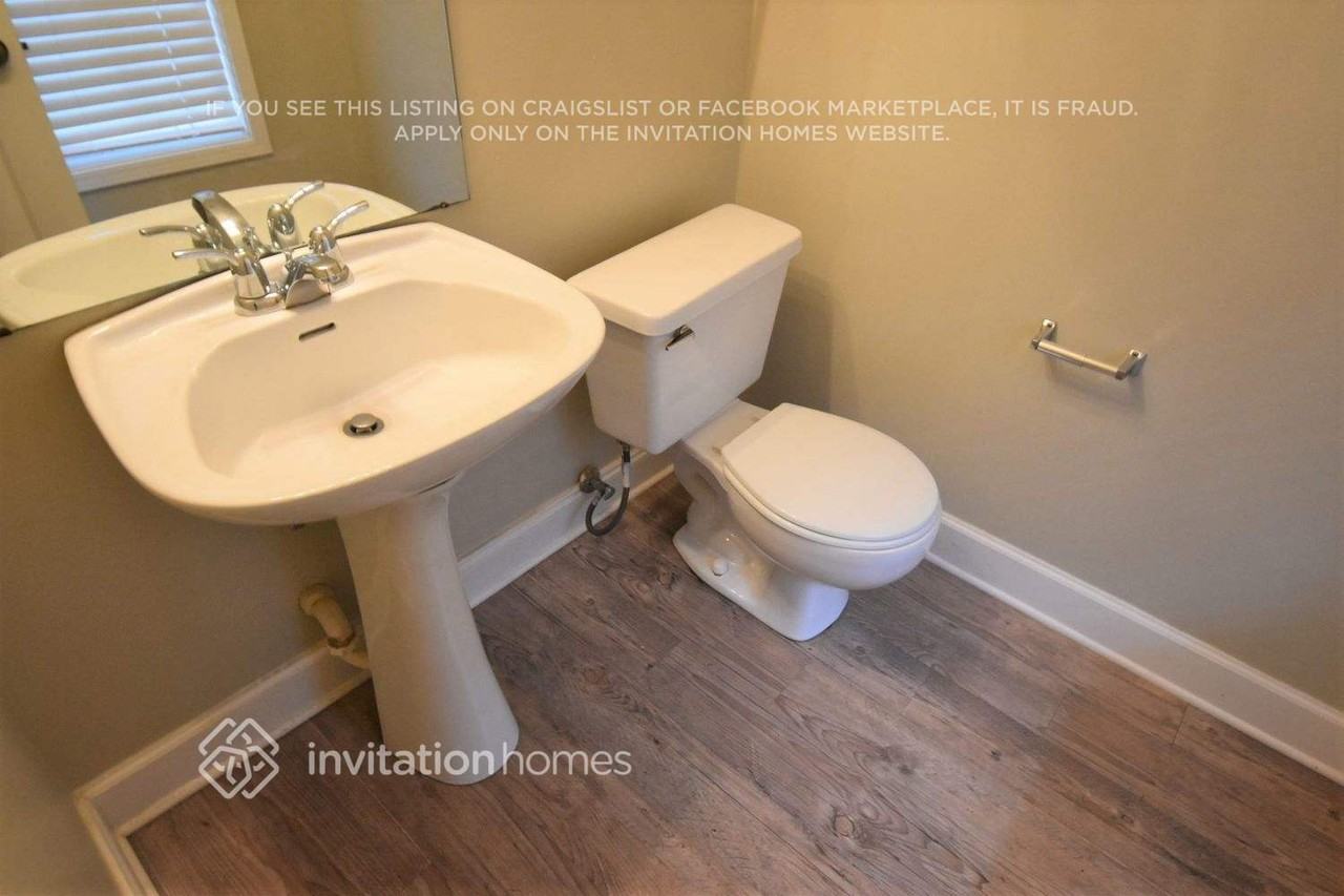 1310 Creekwood Cv - Photo 6 of 9