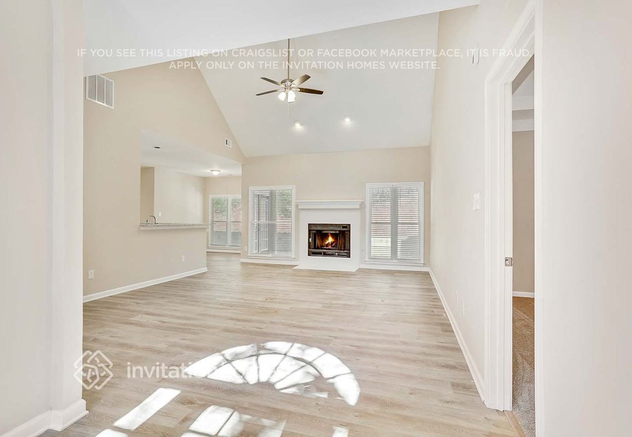 7092 Brook Side Lndg - Photo 4 of 25