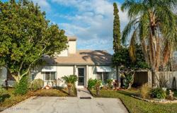 744 Aquatic Dr - Photo 1 of 1