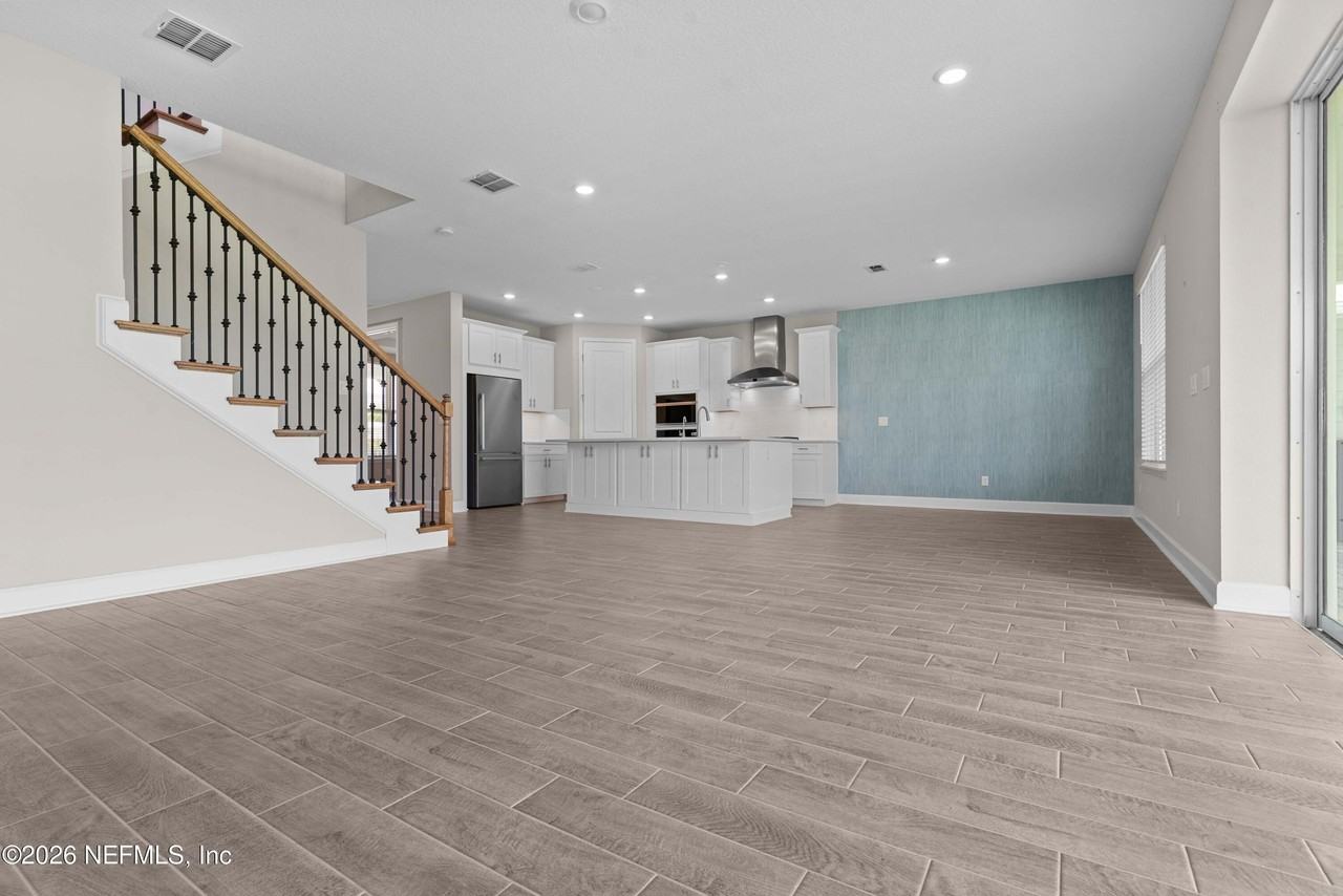 321 Marquesa Cir - Photo 6 of 29