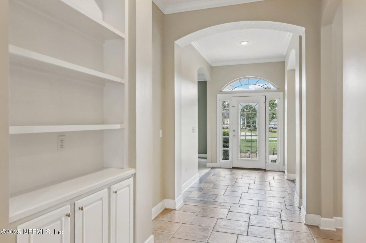 2260 Harbor Lake Dr - Photo 5 of 50