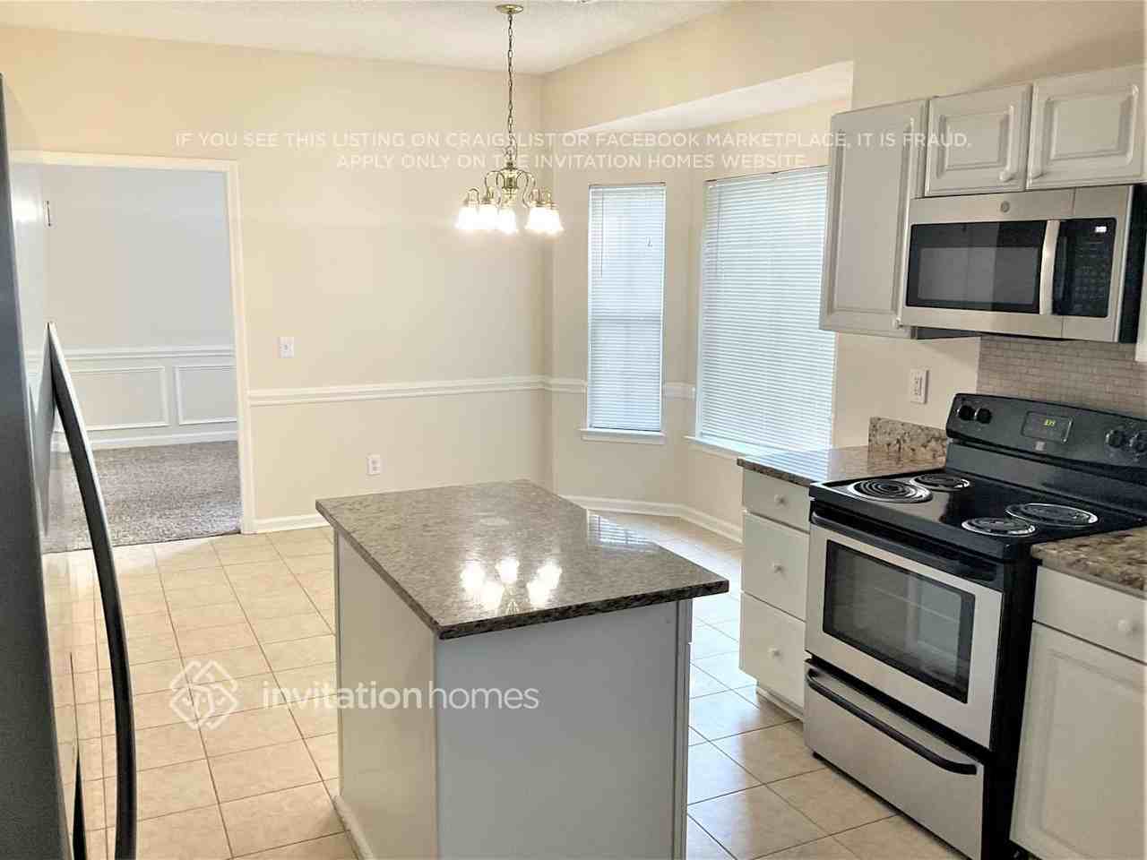 9426 Olivia Ln - Photo 6 of 14